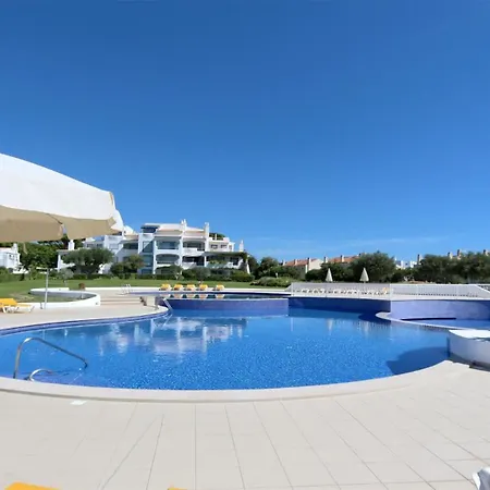 Monte C - Cd 295, Cleverdetails, Sleeps 2 Adults And 2 Children, 4 Salted Water Pools