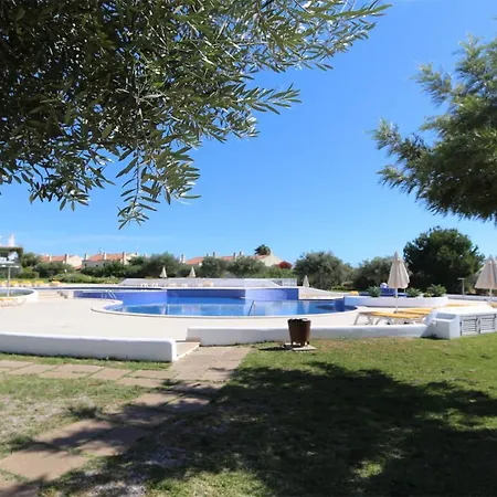 Apartament Monte C - Cd 295, Cleverdetails, Sleeps 2 Adults And 2 Children, 4 Salted Water Pools