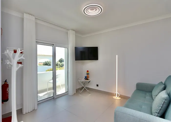 Apartament Monte C - Cd 295, Cleverdetails, Sleeps 2 Adults And 2 Children, 4 Salted Water Pools