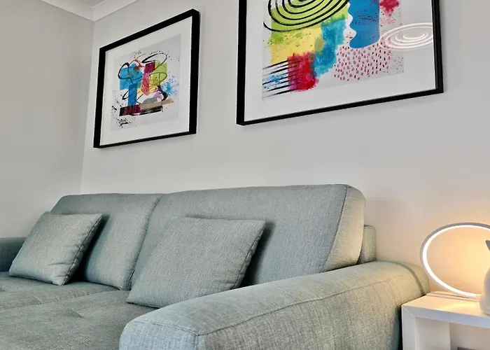 Monte C - Cd 295, Cleverdetails, Sleeps 2 Adults And 2 Children, 4 Salted Water Pools Vilamoura