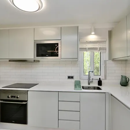 Monte C - Cd 295, Cleverdetails, Sleeps 2 Adults And 2 Children, 4 Salted Water Pools Appartamento